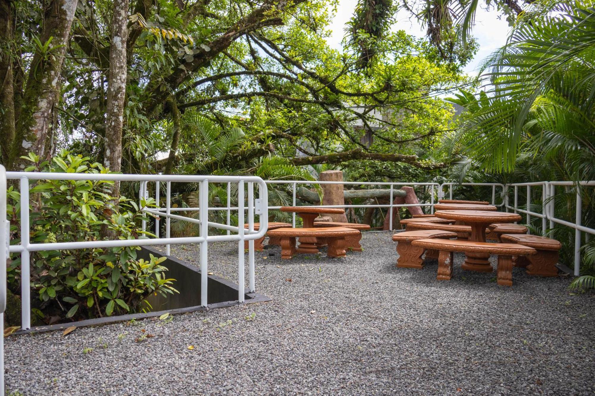 Hotel Relax Termalitas - Thermal Water La Fortuna Exterior foto