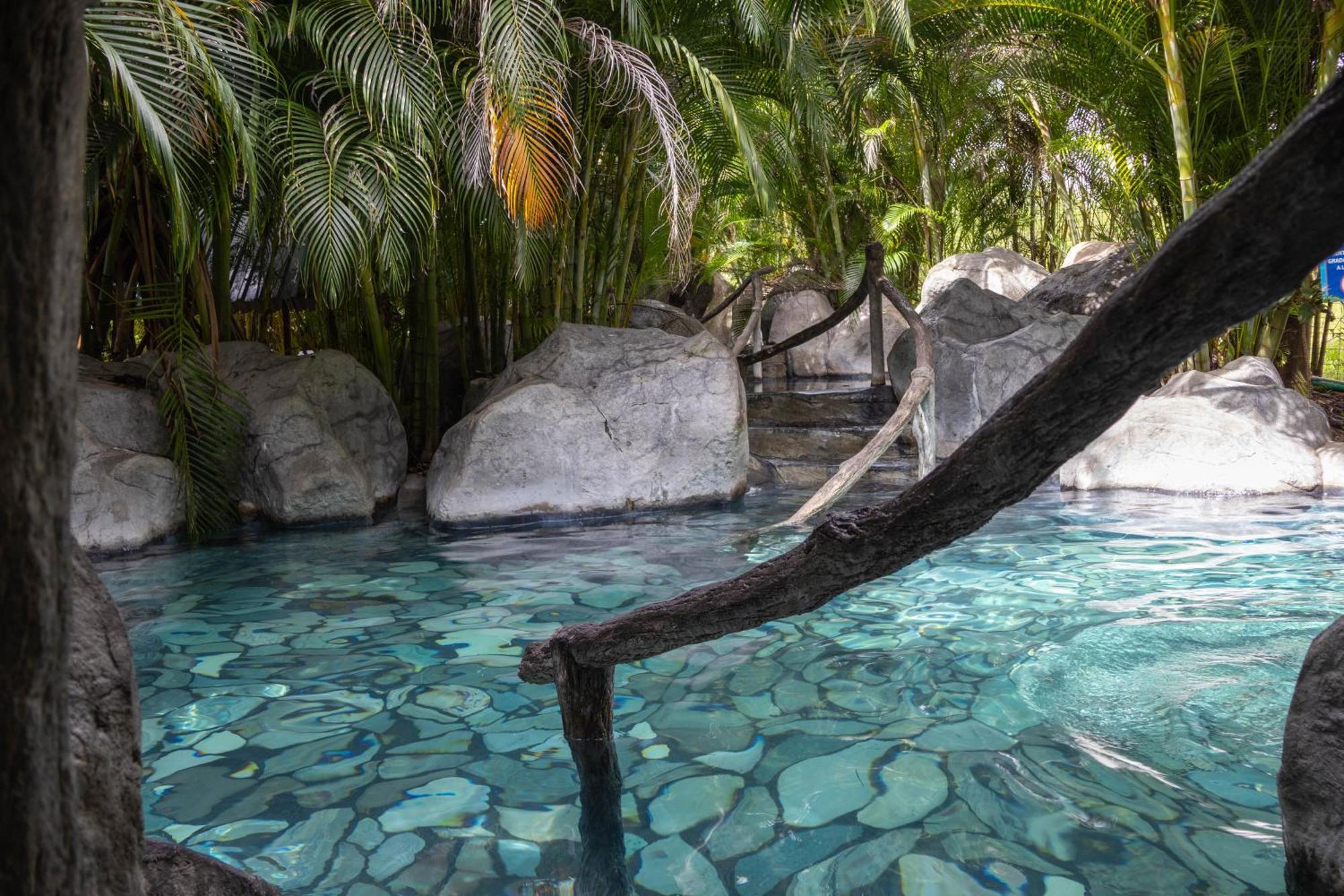 Hotel Relax Termalitas - Thermal Water La Fortuna Exterior foto