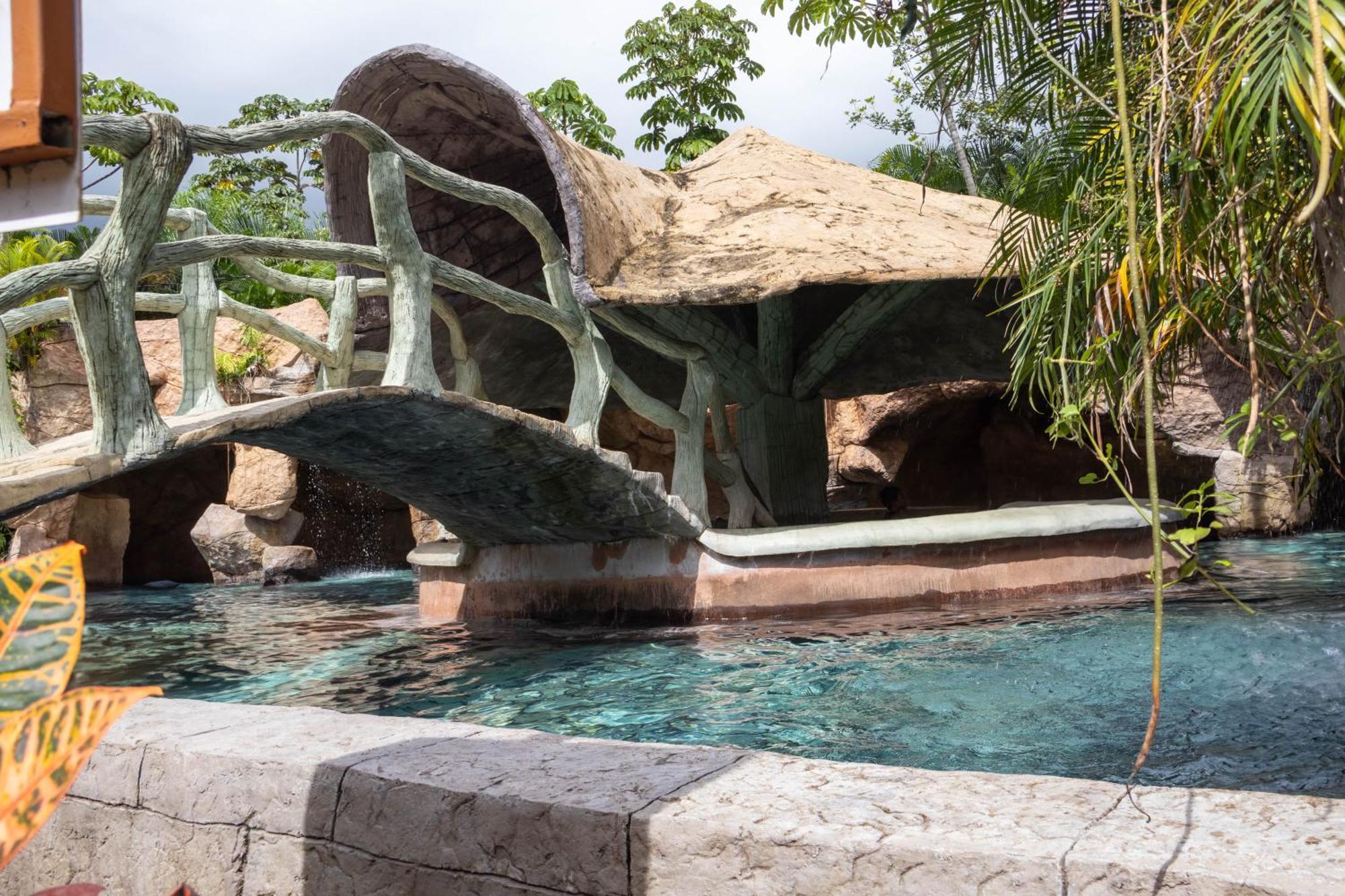 Hotel Relax Termalitas - Thermal Water La Fortuna Exterior foto